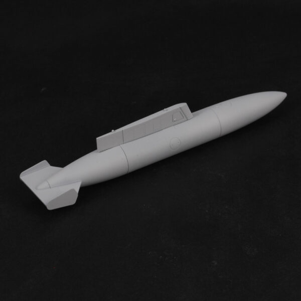 RP-62 (1,300 lts) + CRP-18 for Mirage III family (Set of two) - 1:48